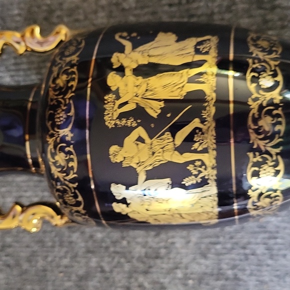 Hand Made in Greece in 24 K Gold Floral Decor Collectible Vase Blue and Gold - Picture 6 of 6